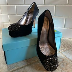 Women’s dress shoes